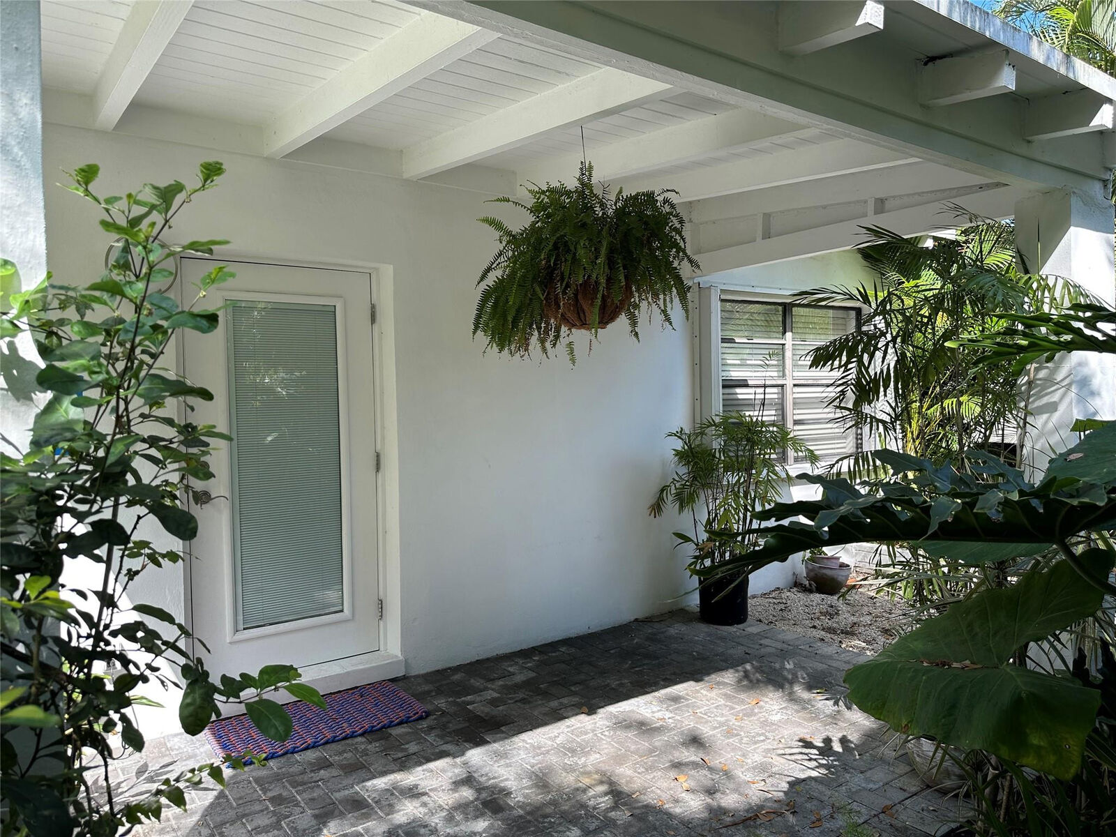 Property Photo:  1601 SW 12th Court  FL 33312 