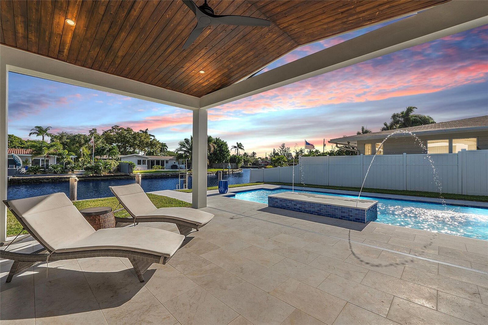 Property Photo:  2157 Coral Gardens Drive  FL 33306 