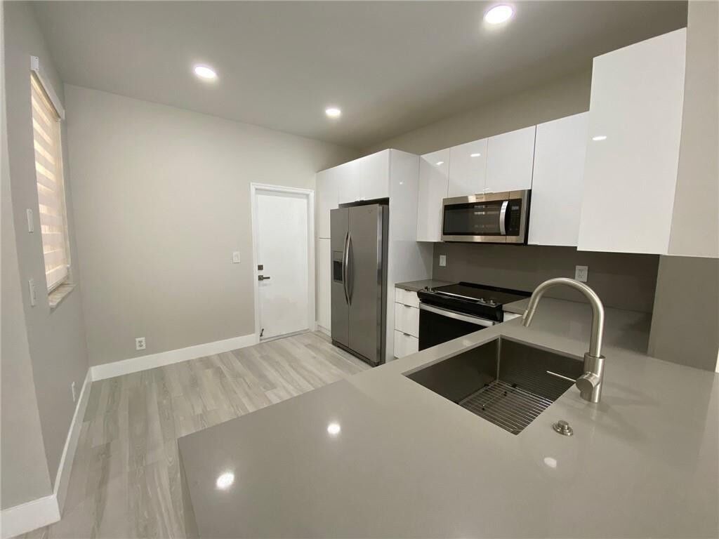 Property Photo:  3667 San Simeon Creek 0  FL 33331 