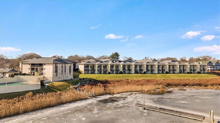 Property Photo:  400 Narragansett Parkway Sc-7  RI 02888 