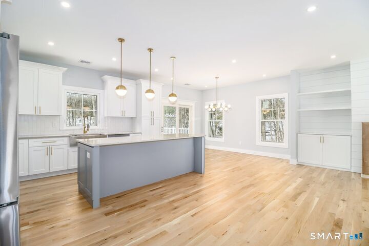 Property Photo:  5 Brook Hollow Drive  CT 06776 