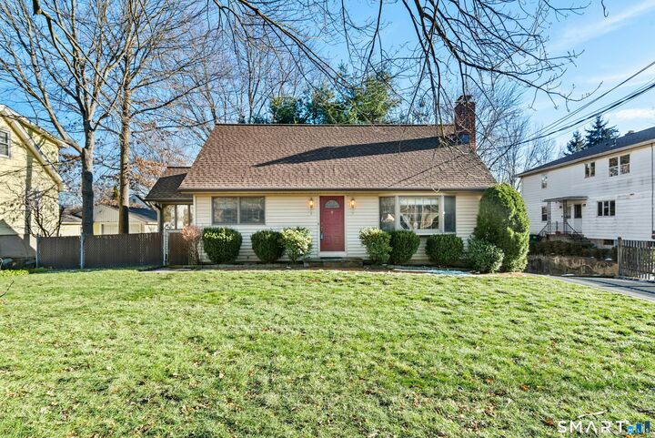 Property Photo:  378 High Street  CT 06824 