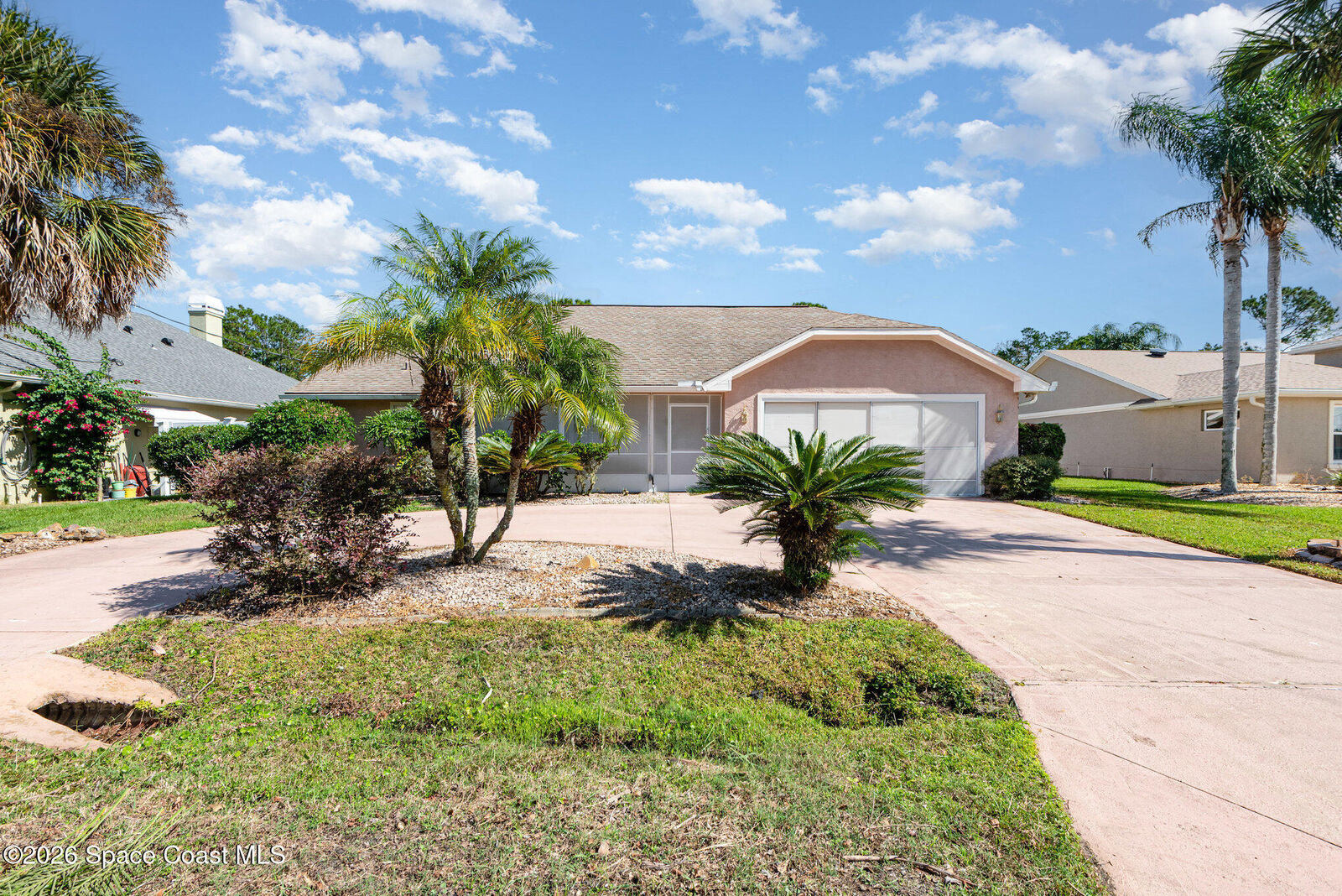 Property Photo: 156 Beachway Drive FL 32137
