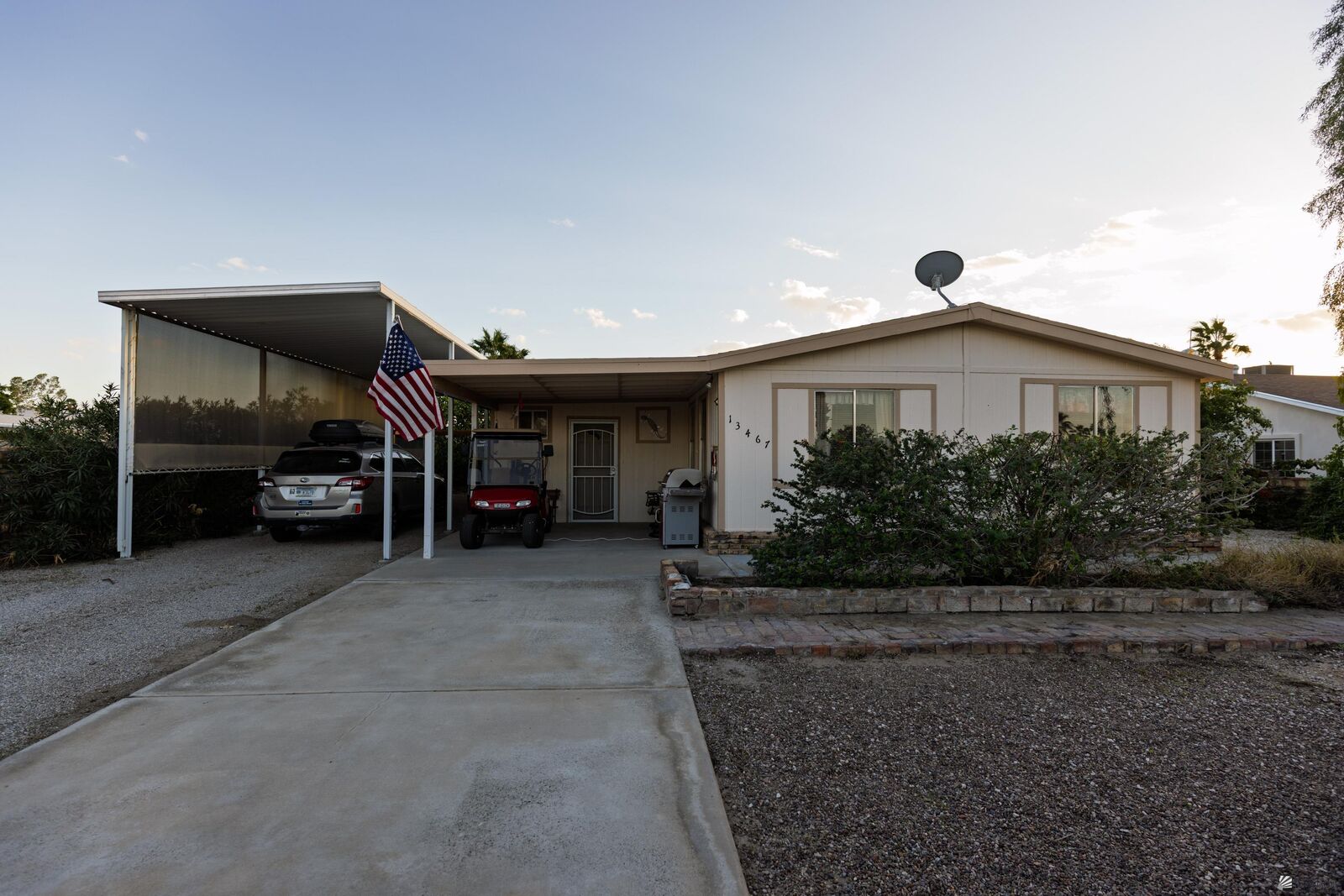 Property Photo:  13467 E 46 Dr  AZ 85367 