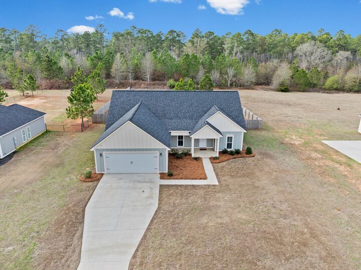 Property Photo:  144 Scarlet Way  GA 31763 