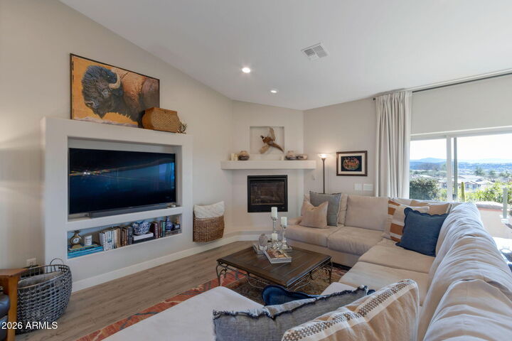 Property Photo:  6135 N Cheney Court  AZ 86335 