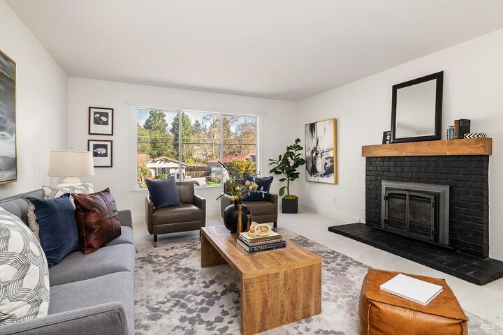 Property Photo: 1125 Cambridge Street CA 94947