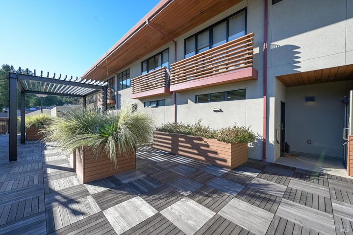 Property Photo:  31 Lovell Avenue  CA 94941 