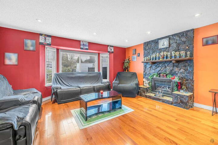 Property Photo:  13277 64A Avenue  BC V3W 7H9 