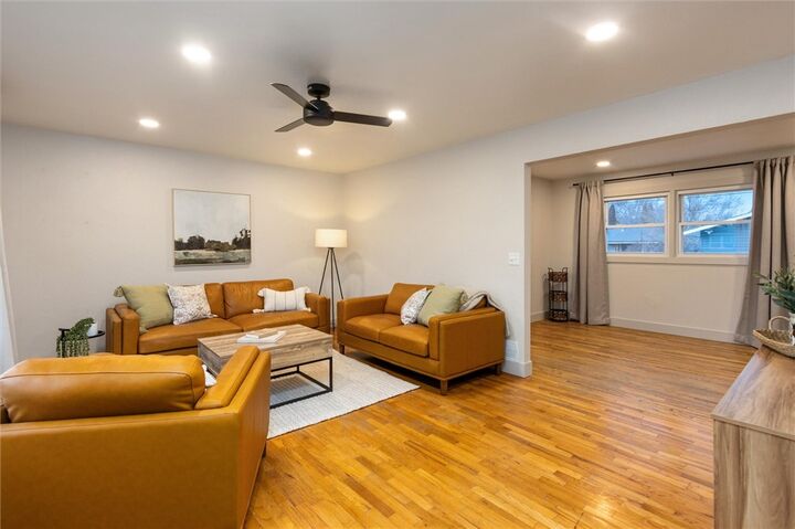 Property Photo:  1925 Yellowstone Ave  MT 59101 