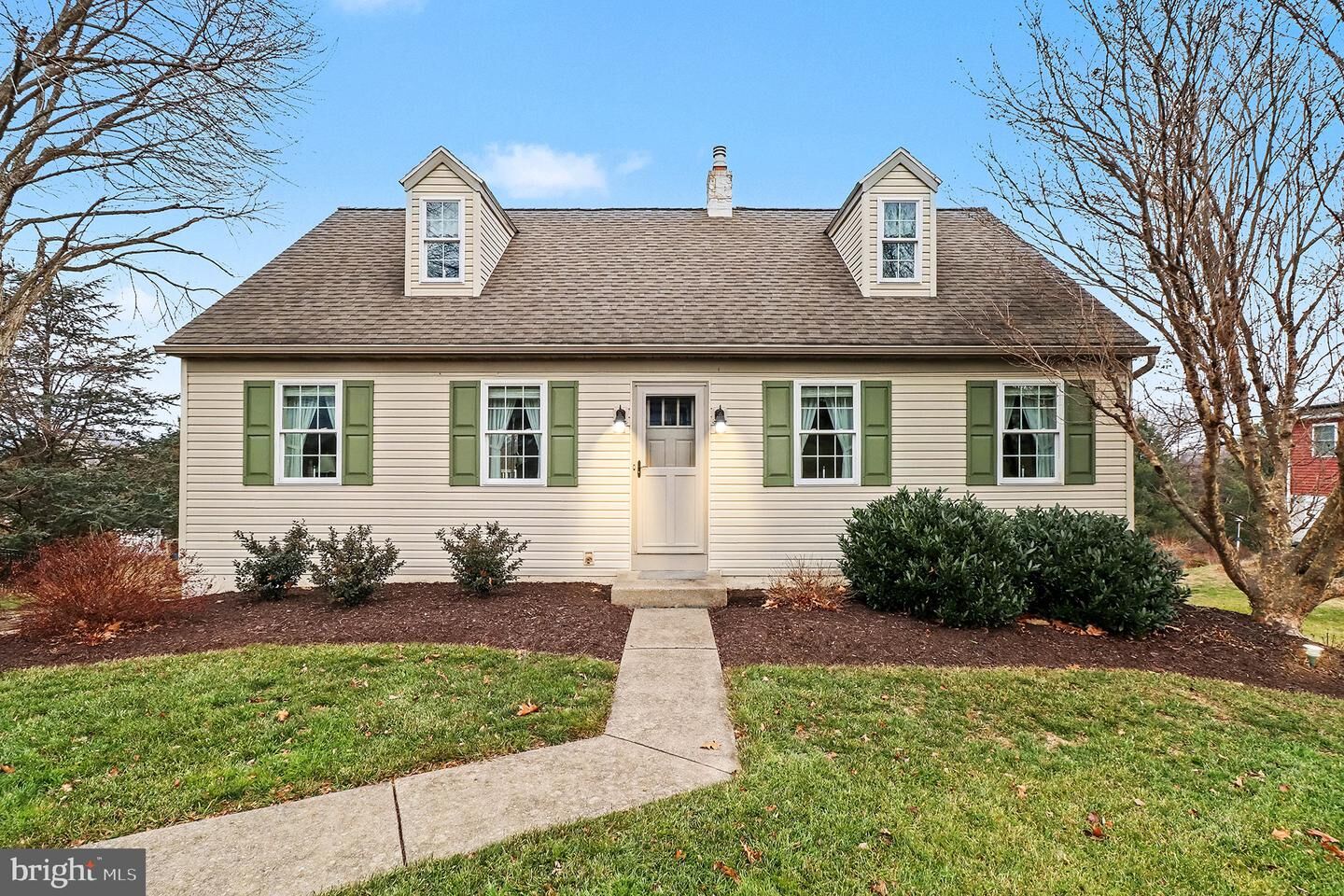 Property Photo:  206 Joyce Drive  PA 17543 