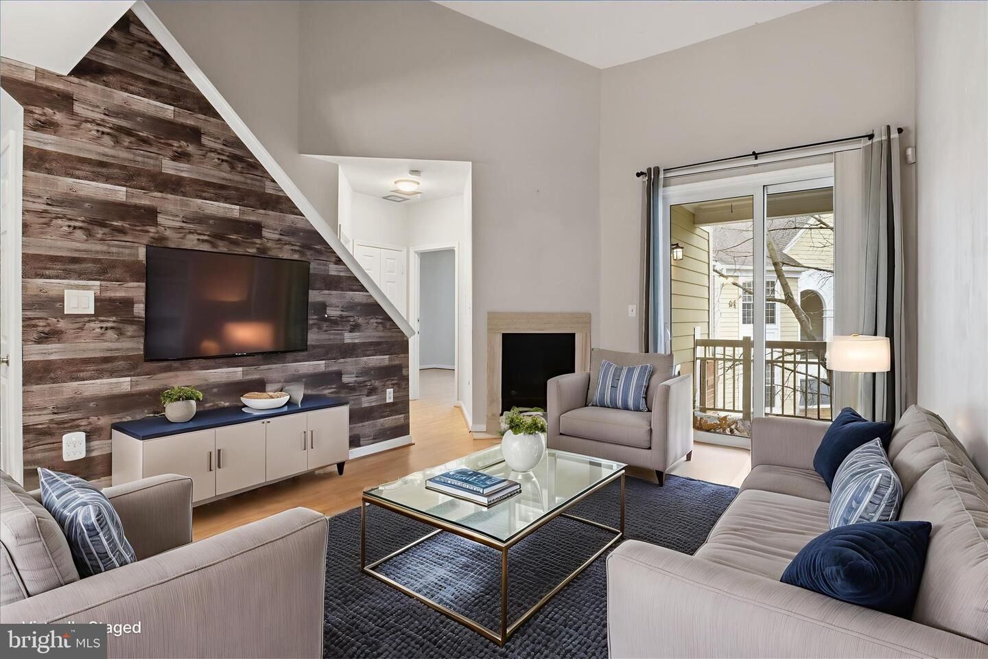 Property Photo:  12905 Alton Square 302  VA 20170 