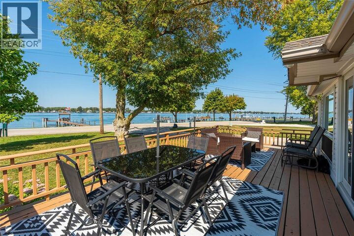 Property Photo:  4114 St. Clair Parkway  ON N0P 2B0 