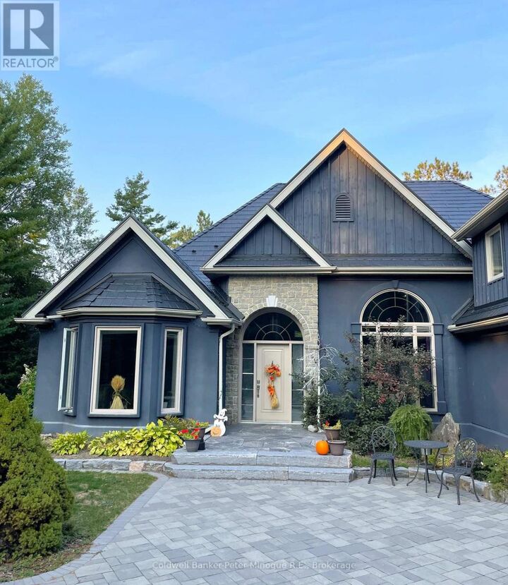 Property Photo:  218 Bayview Road  ON P1B 8G4 