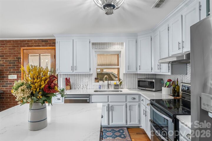 Property Photo:  1654 Goose Creek Road  NC 28752 