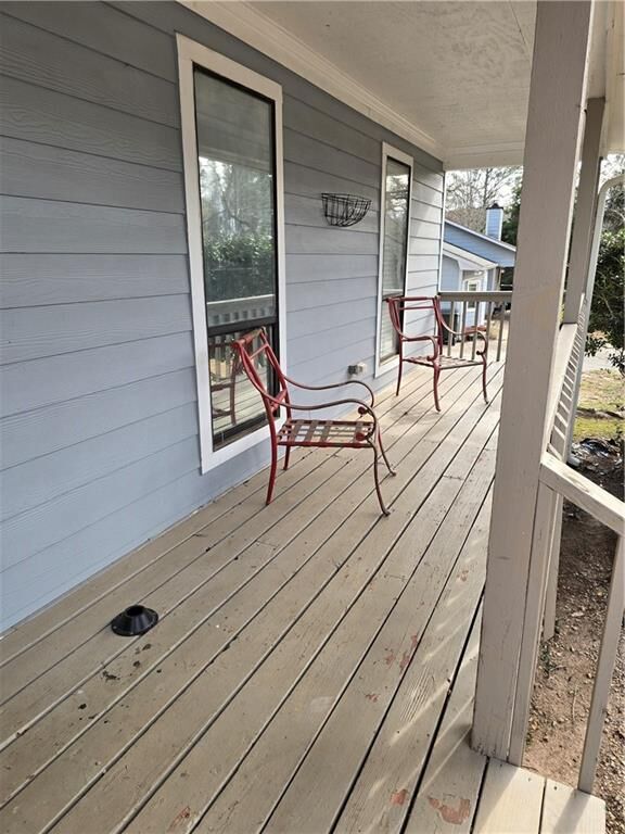 Property Photo: 4132 Summer Place GA 30039