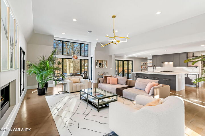 Property Photo:  191 North Street  CT 06830 