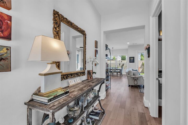 Property Photo:  7720 N Fall Run Crossing  TX 77055 