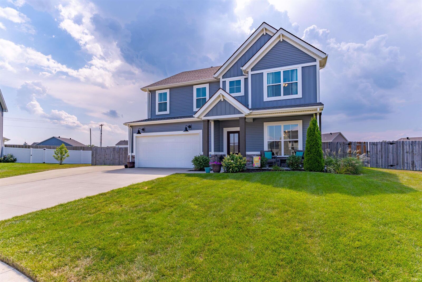 Property Photo:  5430 Bloomsbury Court  IN 47630 