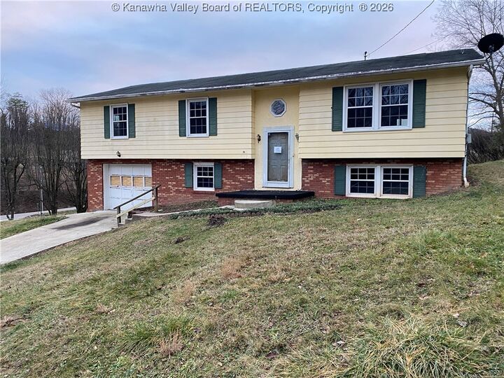 Property Photo:  5201 Joy Lane  WV 25313 