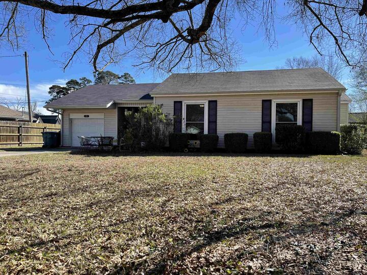 Property Photo:  1207 Sabine  TX 75633 