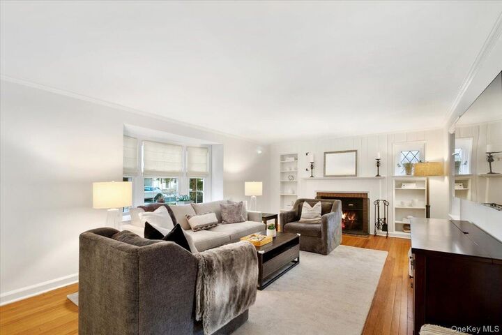 Property Photo:  12 Stoneleigh Close  NY 10583 