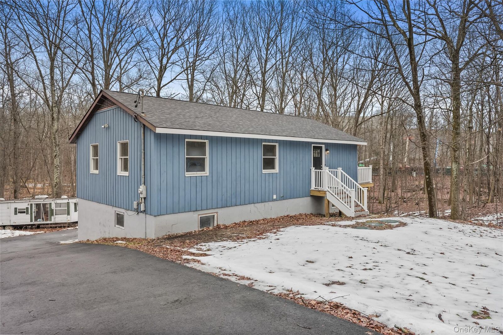 Property Photo:  18 Homewood Avenue  NY 12550 