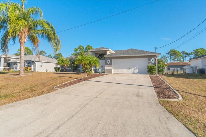 Property Photo:  2206 Mistleto Lane  FL 34286 