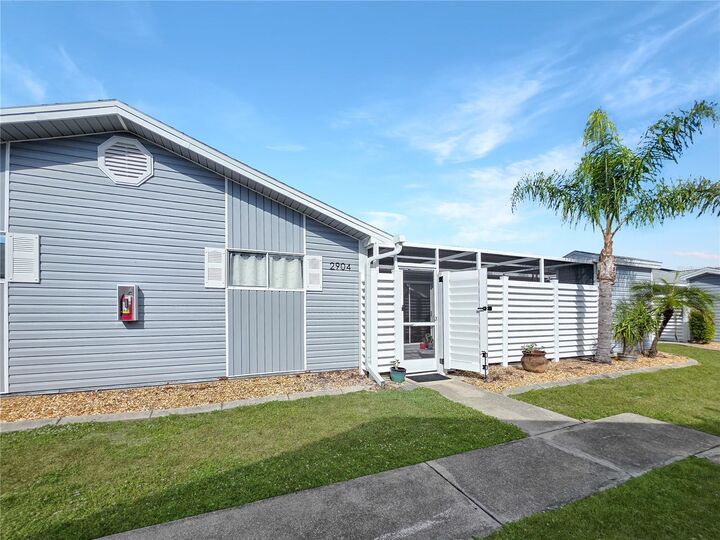 Property Photo:  3300 Loveland Boulevard 2904  FL 33980 