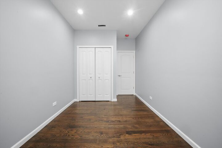 Property Photo: 2731 S Whipple Street IL 60623