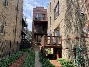 Property Photo: 2744 N Kimball Avenue 1N IL 60647