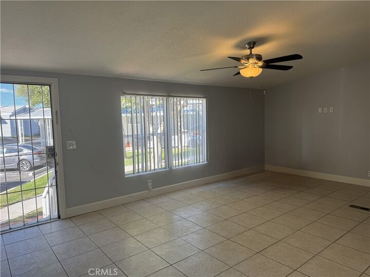 Property Photo:  350 E San Jacinto 125  CA 92571 