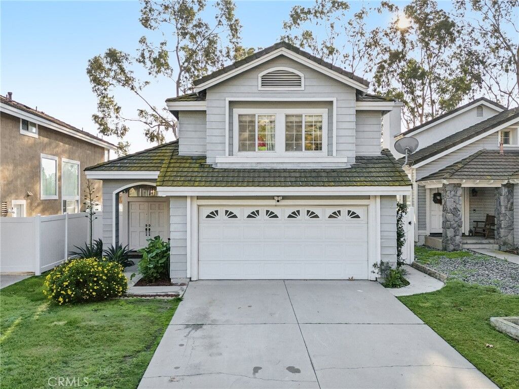 Property Photo: 17586 Mountain Court CA 92503