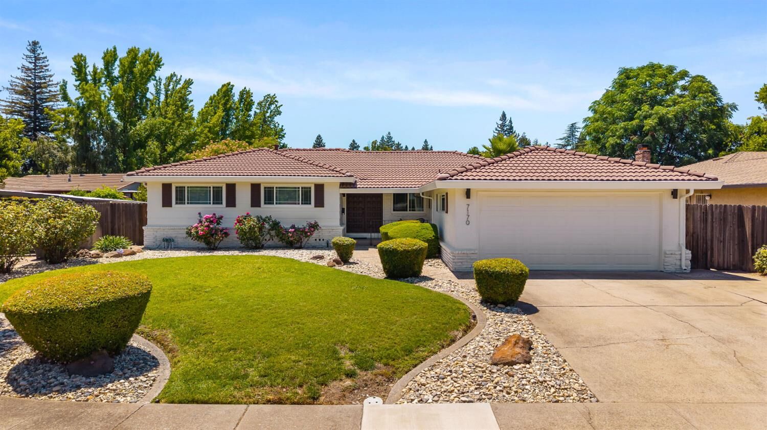 Property Photo: 7170 Westmoreland Way CA 95831