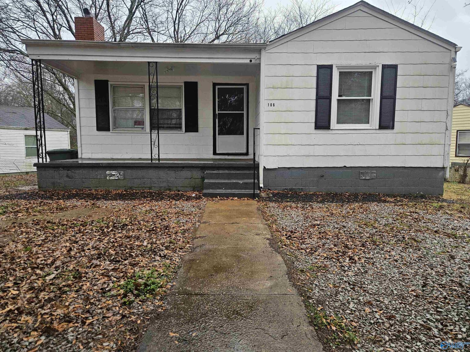 Property Photo:  106 Delaware Blvd  AL 35811 