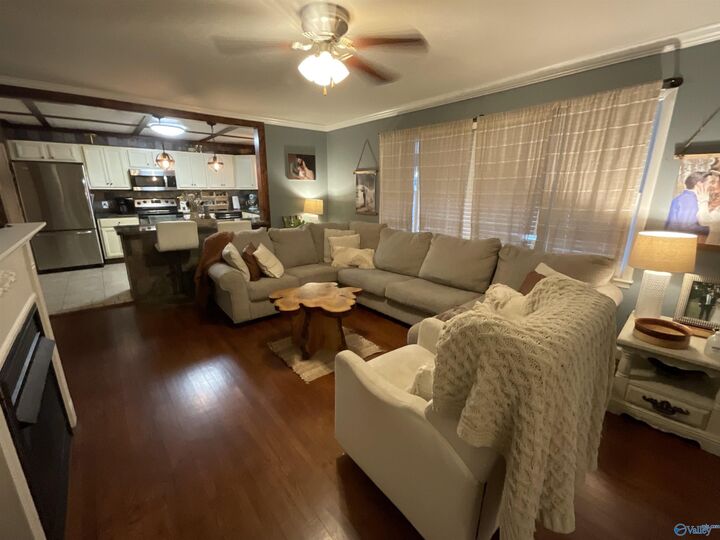 Property Photo:  808 NW 12th Avenue  AL 35016 