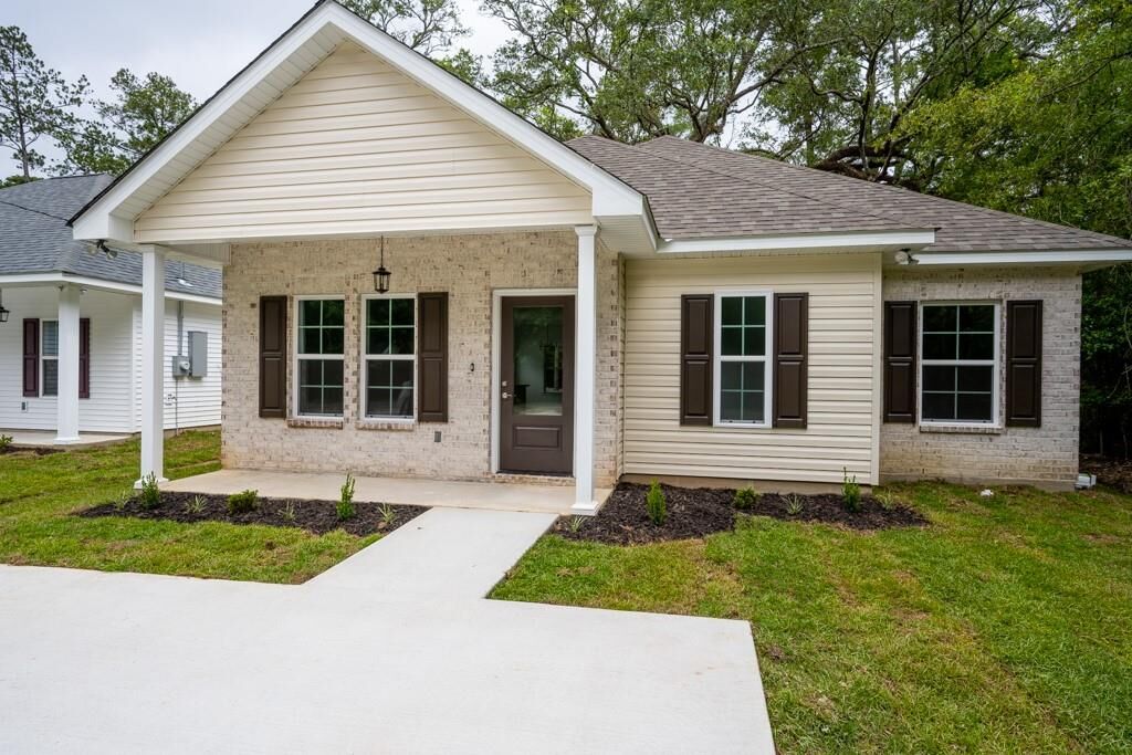 Property Photo: 4430 Canal Street LA 70461