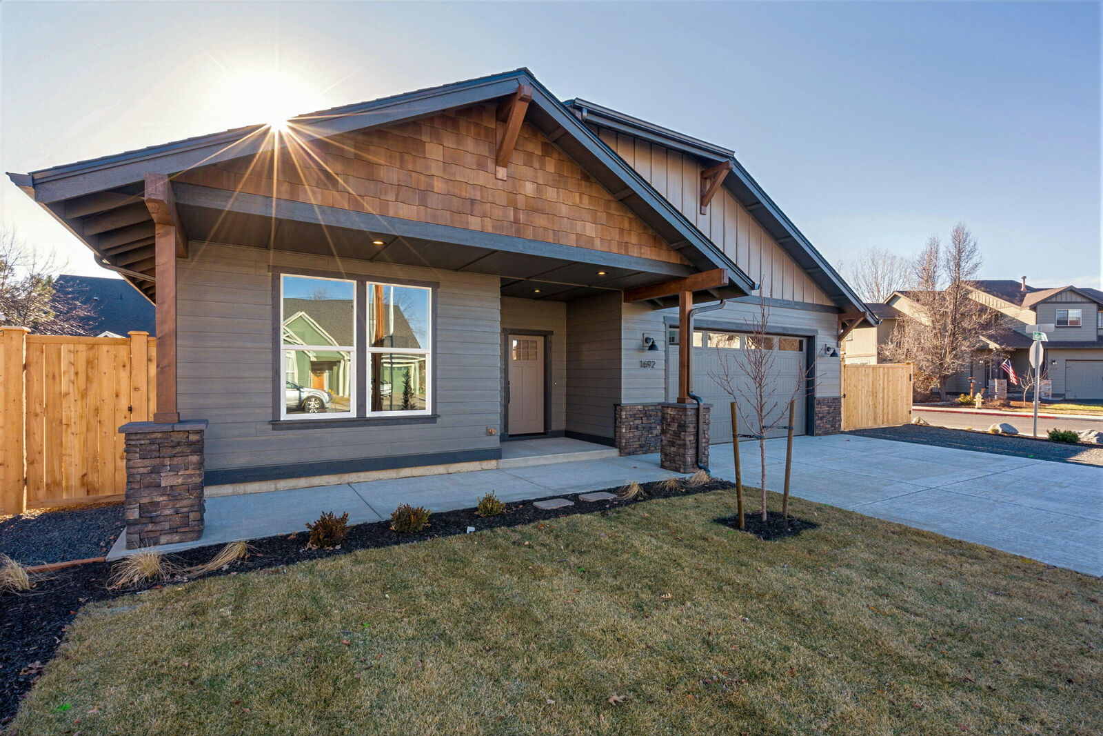 Property Photo:  1692 NW Larch Avenue  OR 97756 