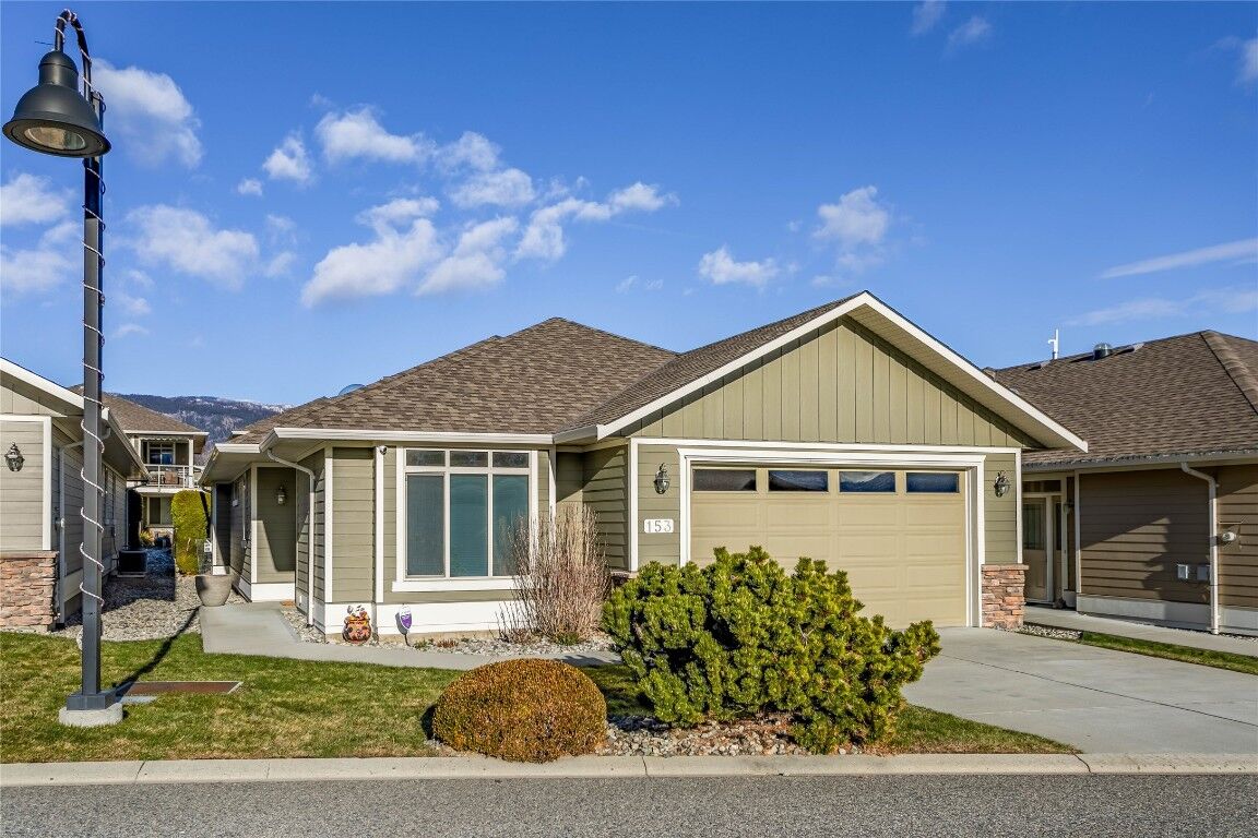 Photo de la propriété:  4035 Gellatly Road S 153  BC V4T 1R7 