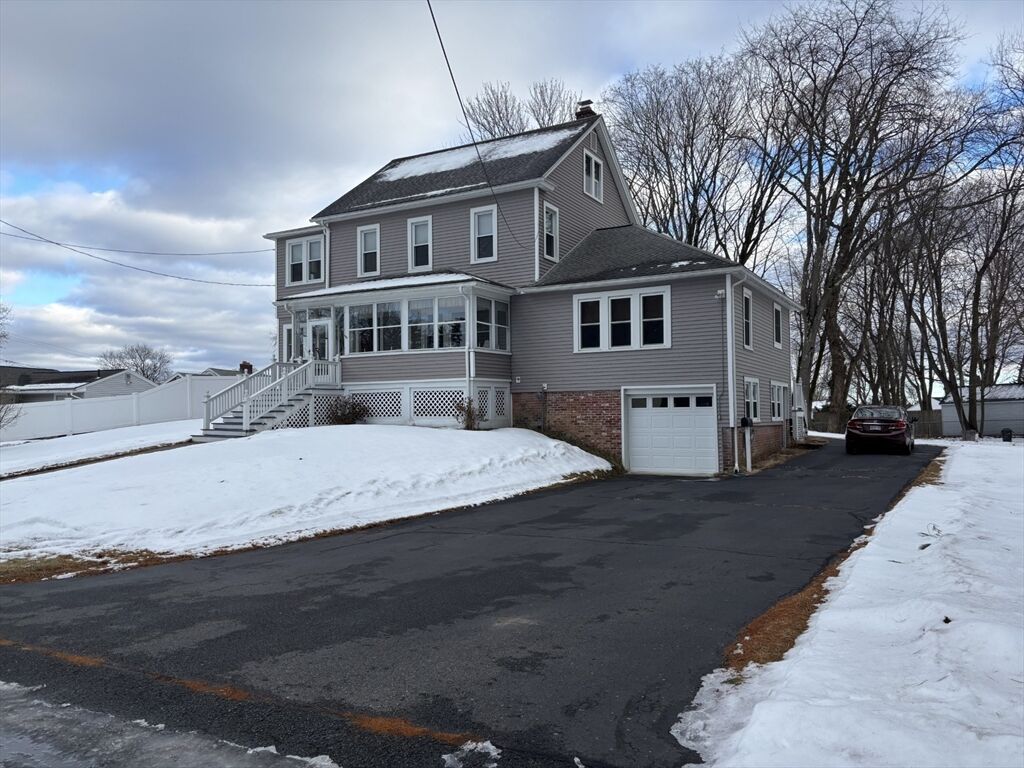 Property Photo:  58 Ashley Rd 2  MA 01040 