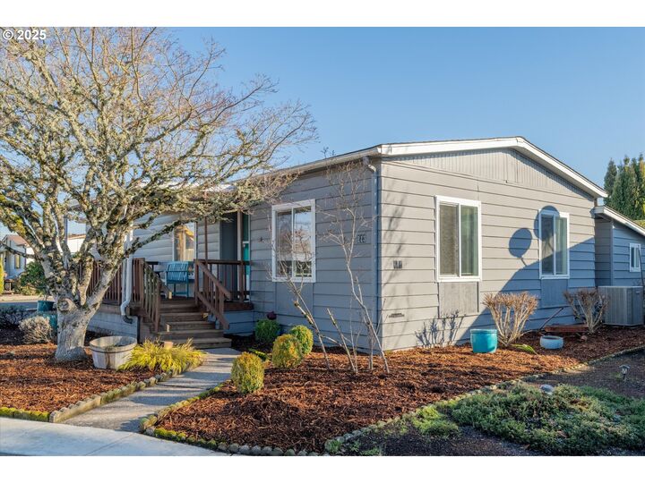 Property Photo:  1199 N Terry St 113  OR 97402 