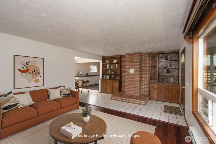 Property Photo:  2026 W 10th Street  WA 98363 