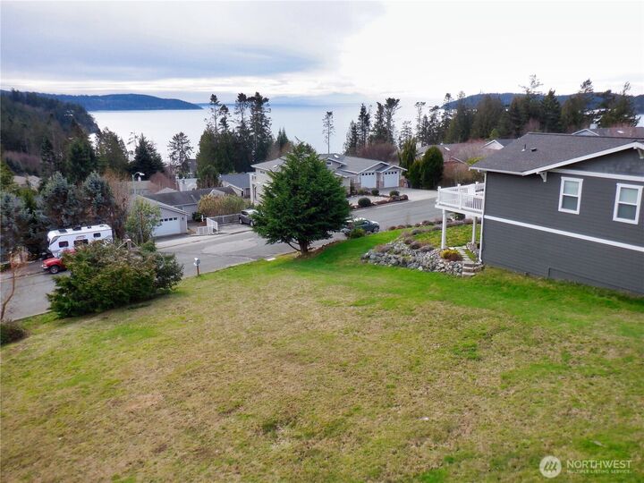 Property Photo:  4512  Queen Ann Way  WA 98221 