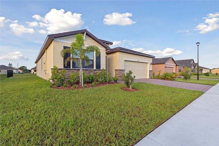 Property Photo: 4935 Quartz Place FL 32949