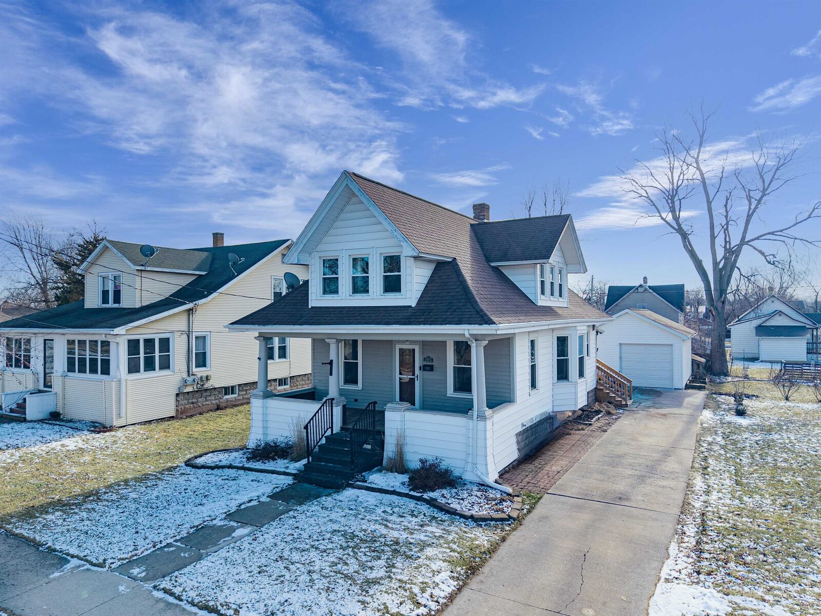 Property Photo:  721 2nd Street  WI 54952 
