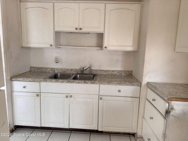 Property Photo:  340 Schoolhouse Lane  FL 32953 