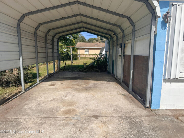 Property Photo:  340 Schoolhouse Lane  FL 32953 