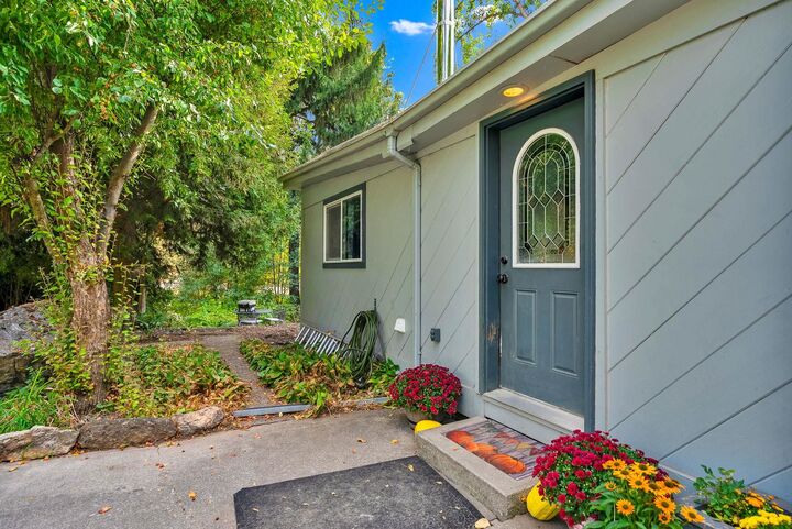 Property Photo: 7501 N Orchard Prairie Rd WA 99217