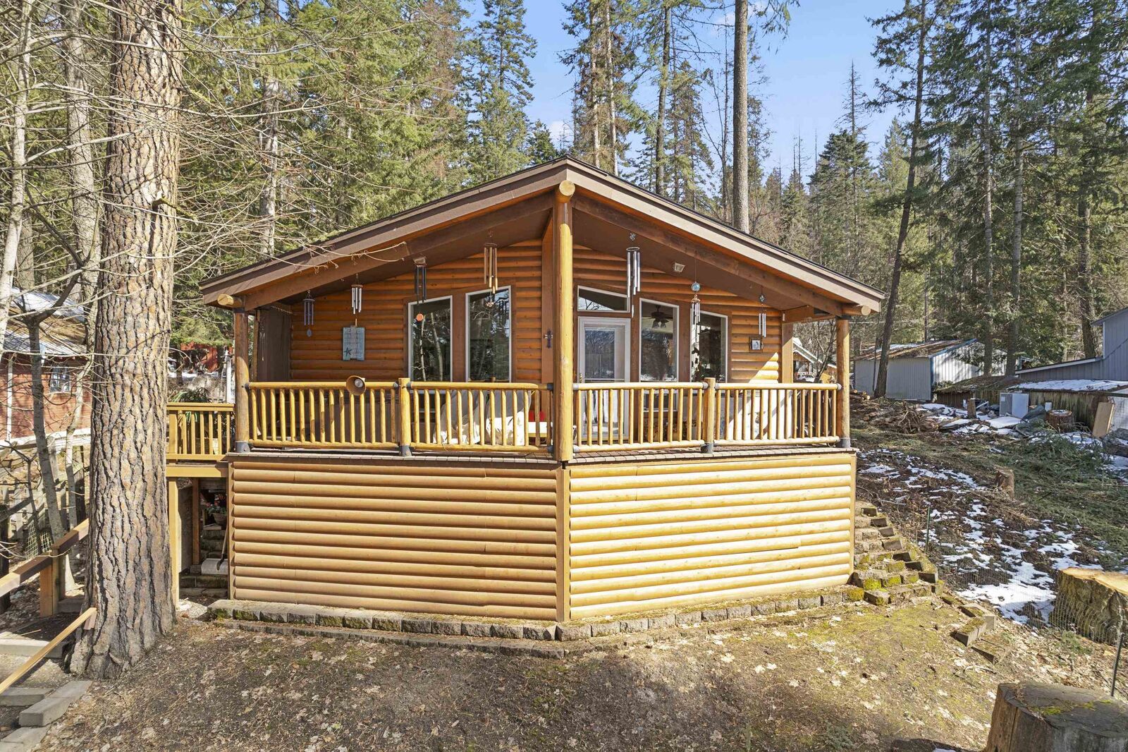 Property Photo:  13907 N East Newman Lake Dr  WA 99025 