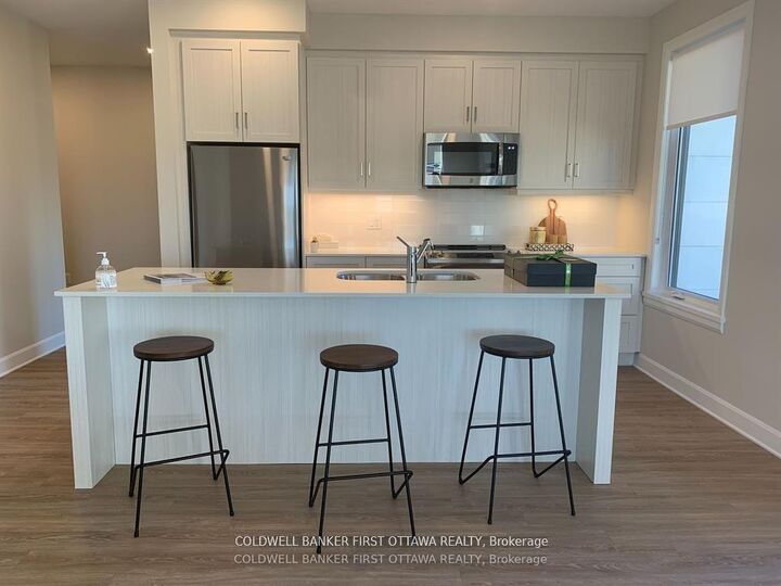 Property Photo:  130 Boundstone Way 105  ON K2T 0M7 